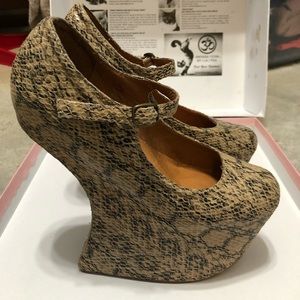 Jeffrey Campbell Nightwalk